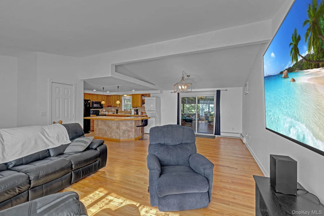 Photo of 128 Kentview Drive