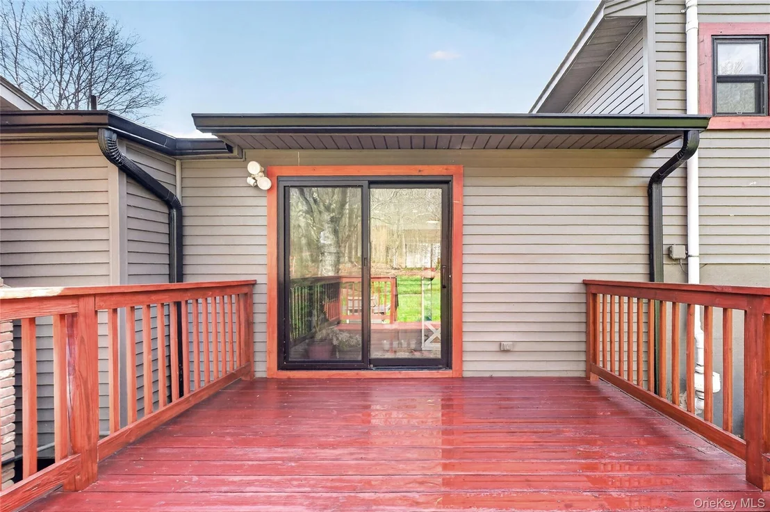 Photo of 457 Forest Road