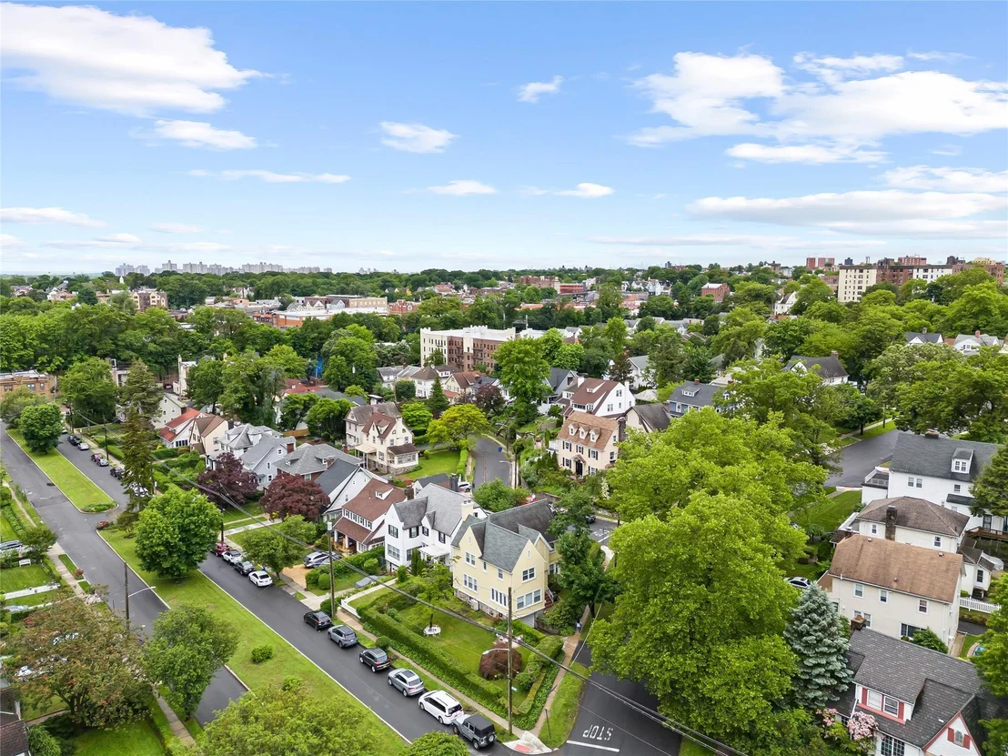 Photo of 52 Esplanade