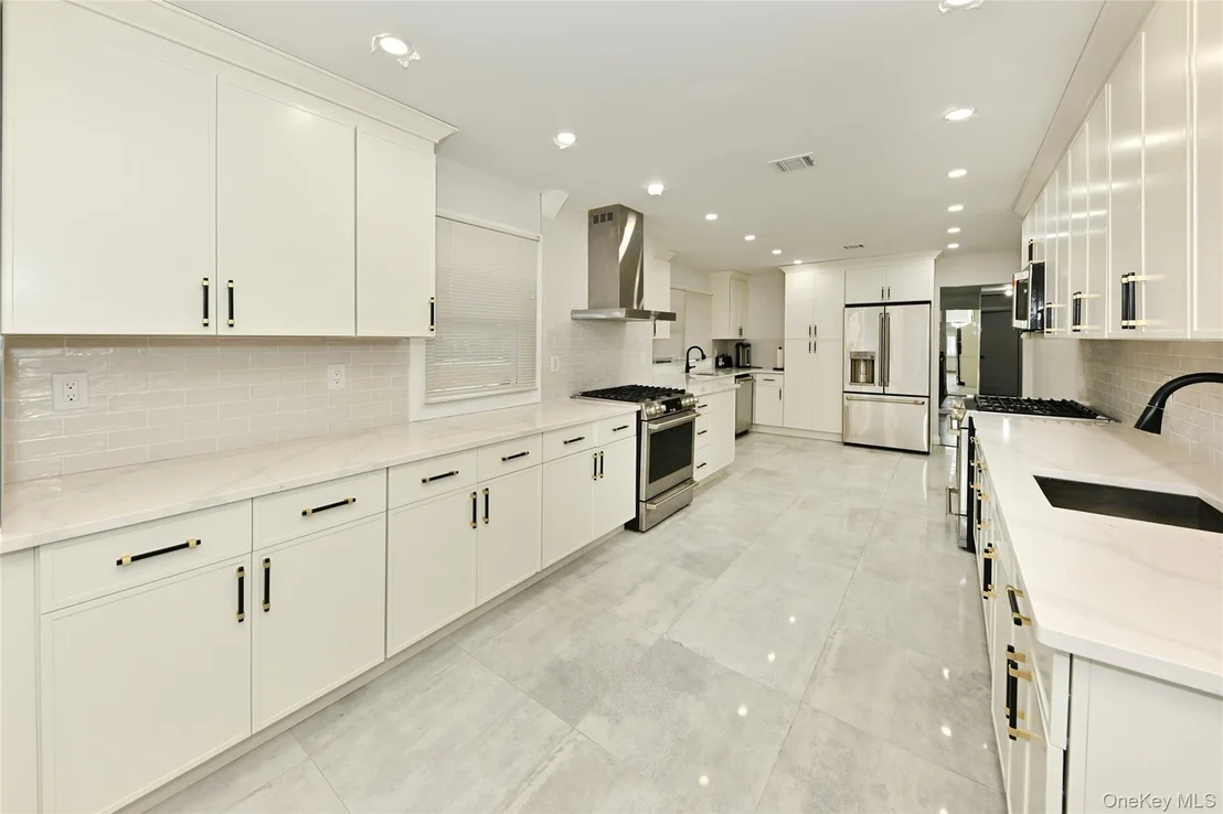 Photo of 7 Charlotte Drive
