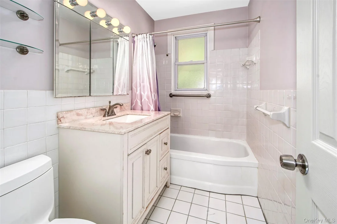 Photo of Unit C at 27 Avon Circle