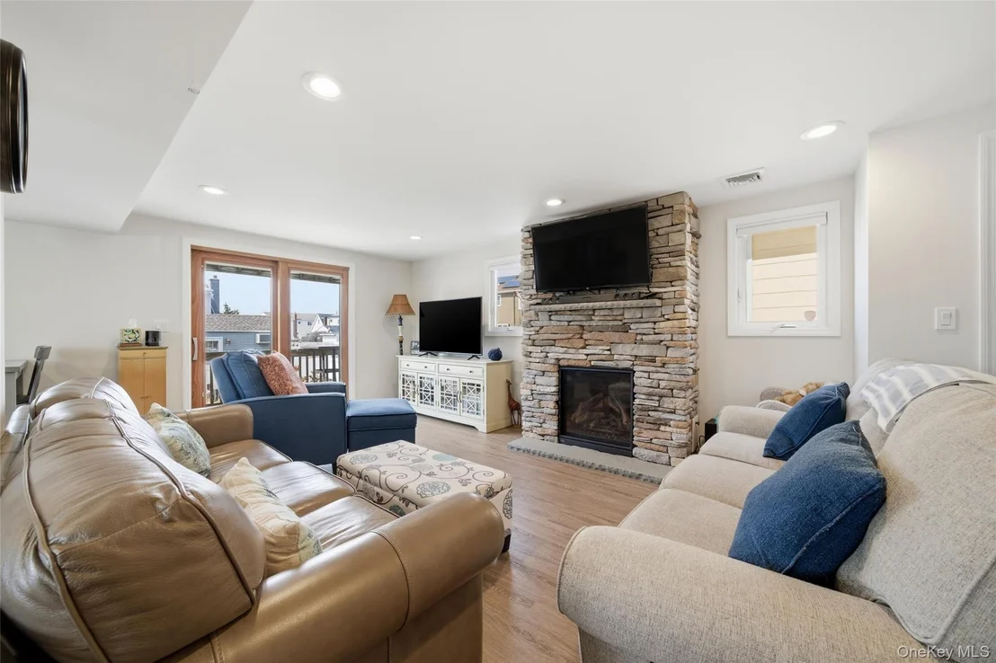 Photo of 184 Inlet Drive
