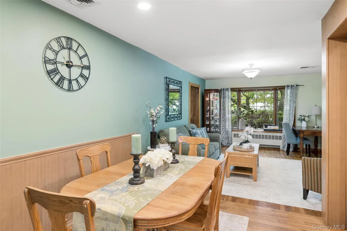 Photo of 21 Edgewood
