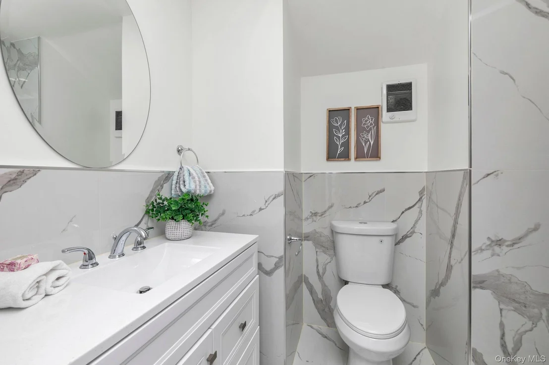 Photo of 43 Westside Avenue