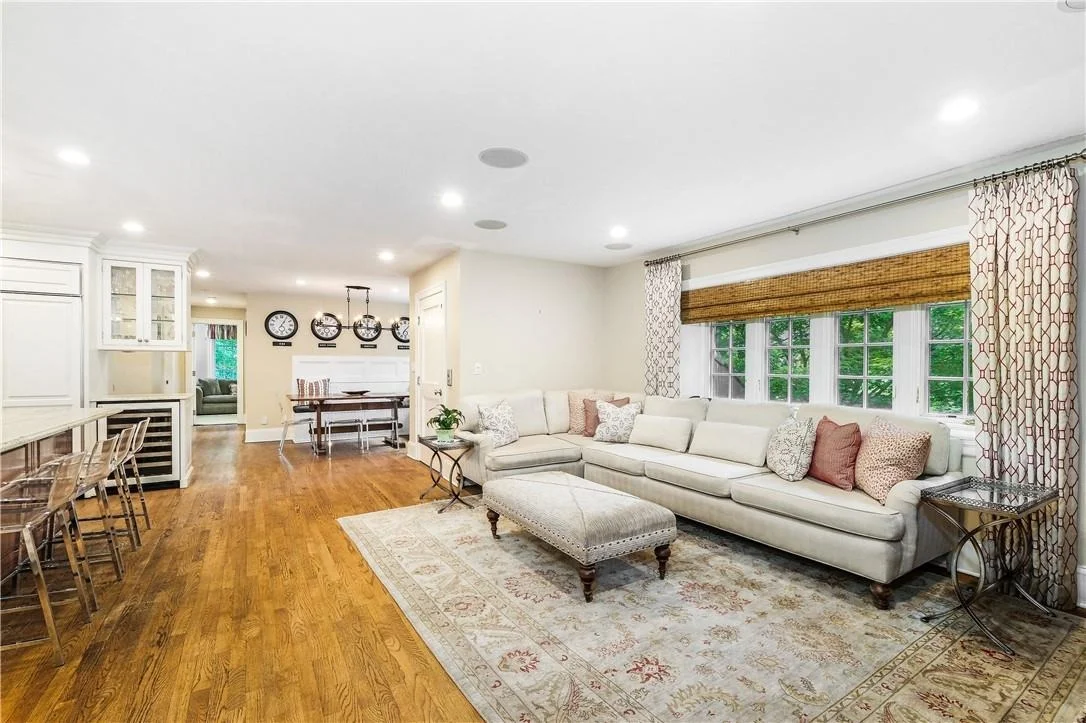 Photo of 8 Ridgewood Drive