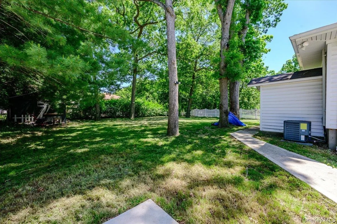 Photo of 53 Ehrhardt Way