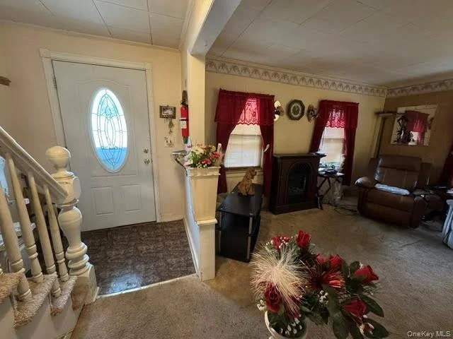 Photo of 10 Forest Avenue