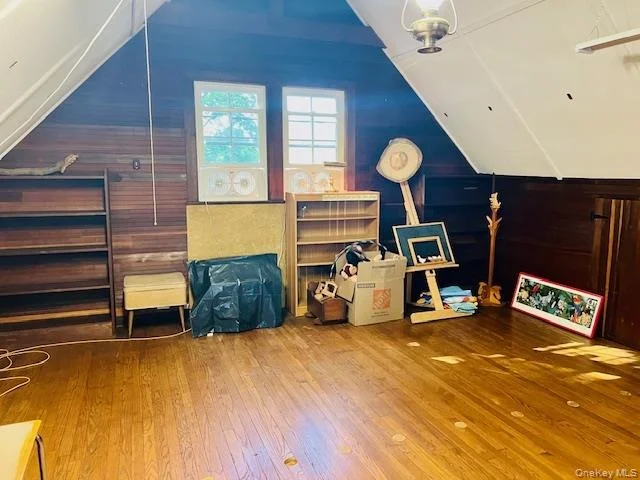 Photo of 187 Moore Avenue