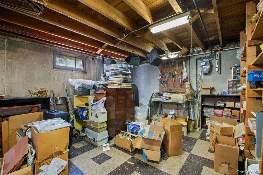 Photo of 331 Woodbridge Lane