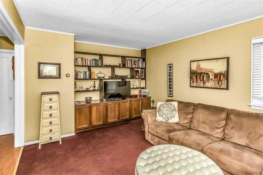 Photo of 17 Hillside Avenue