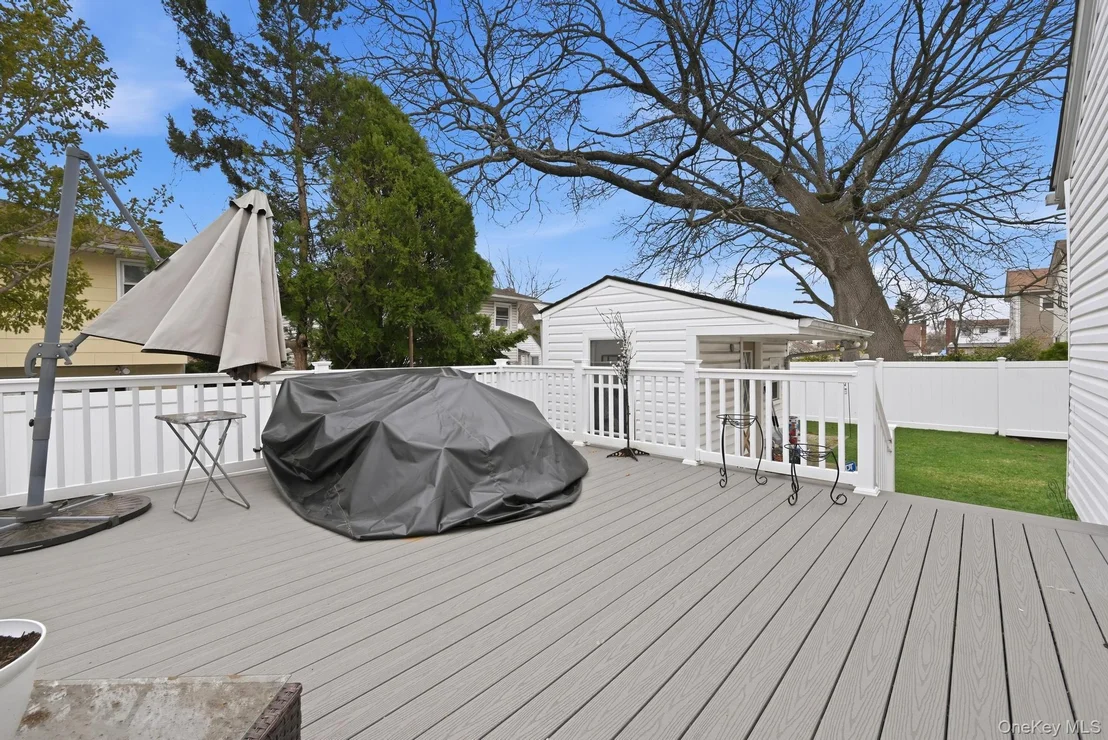 Photo of 357 Kirkman Avenue