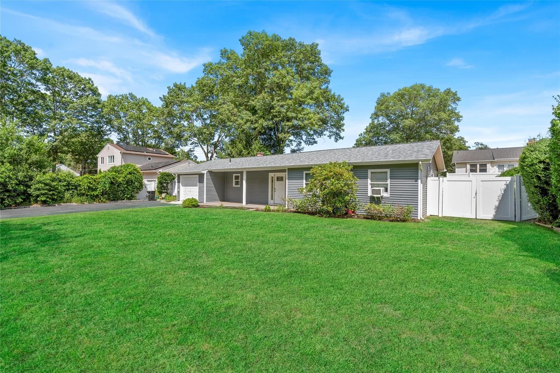 Photo of 61 Brookhaven Drive
