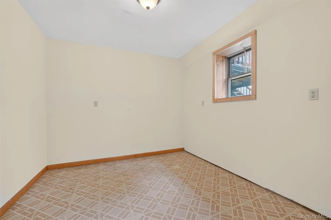 Photo of 31 Deer Ridge Road