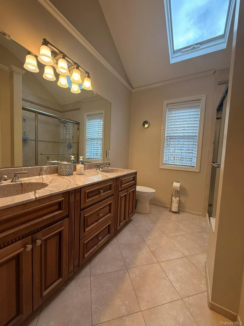 Photo of 40 Winnecomac Circle