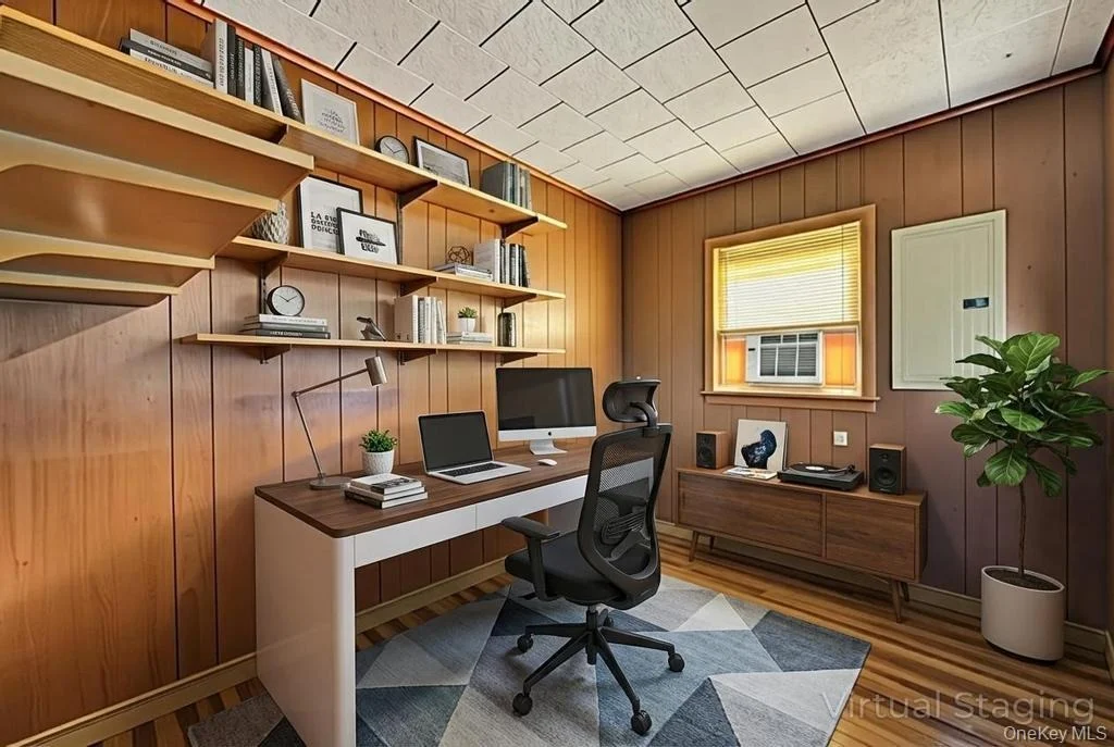 Photo of 114 Monroe Drive