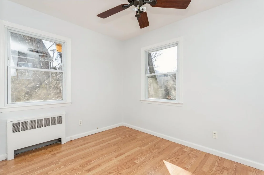 Photo of 52 Delaware Road