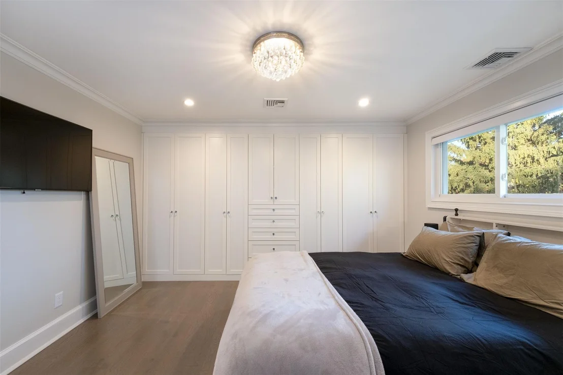 Photo of 6 Hubbard Circle