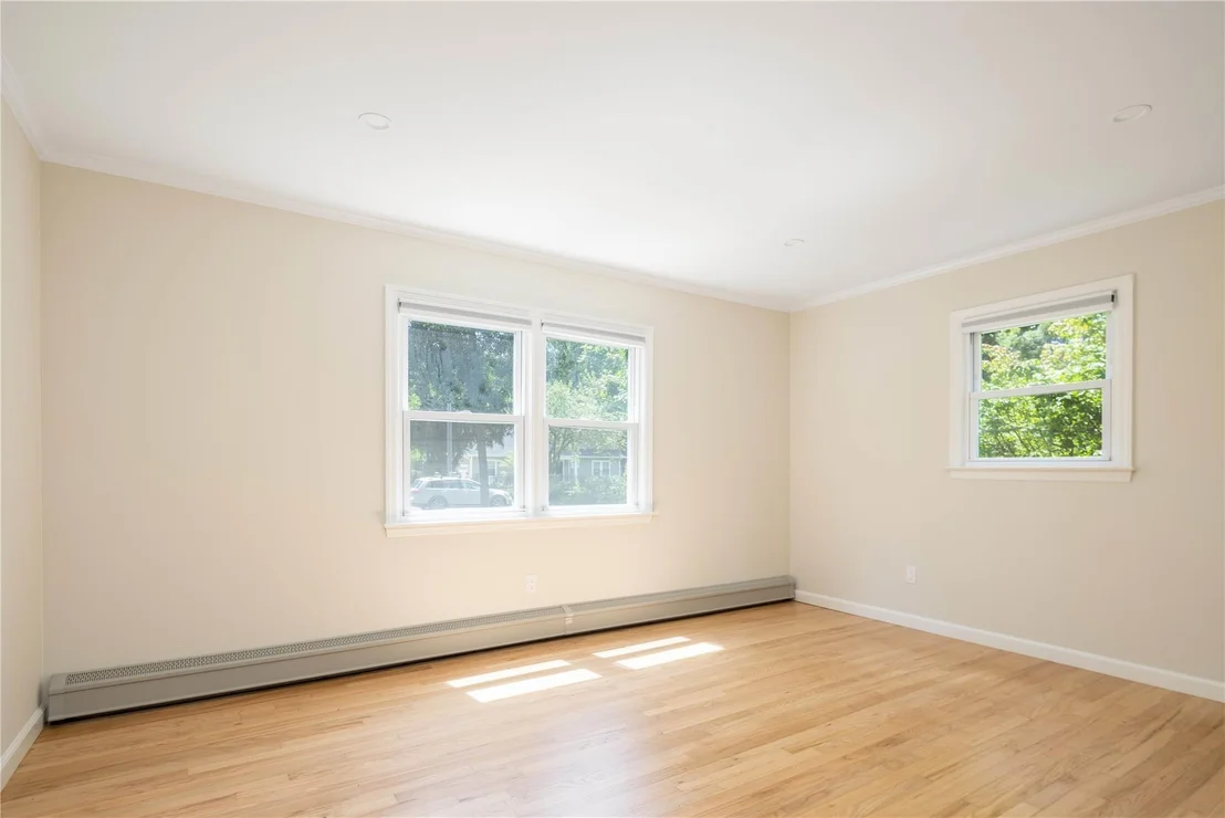 Photo of 795 Pine Tree Road