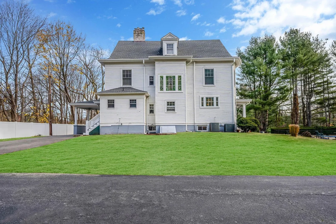 Photo of 397 Split Rock Road