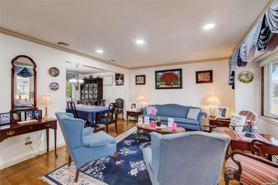 Photo of 12 Sycamore Lane
