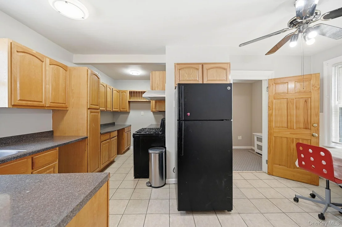 Photo of 4000 Pratt Avenue