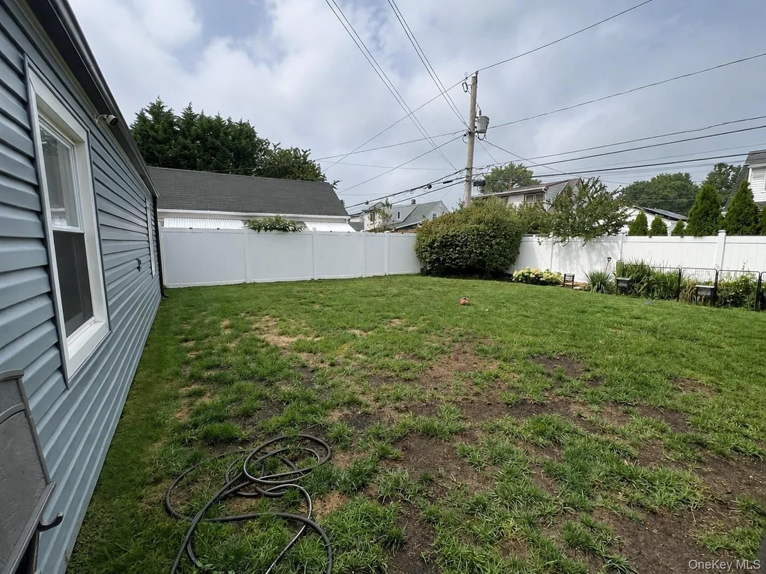 Photo of 107 Azalea Road