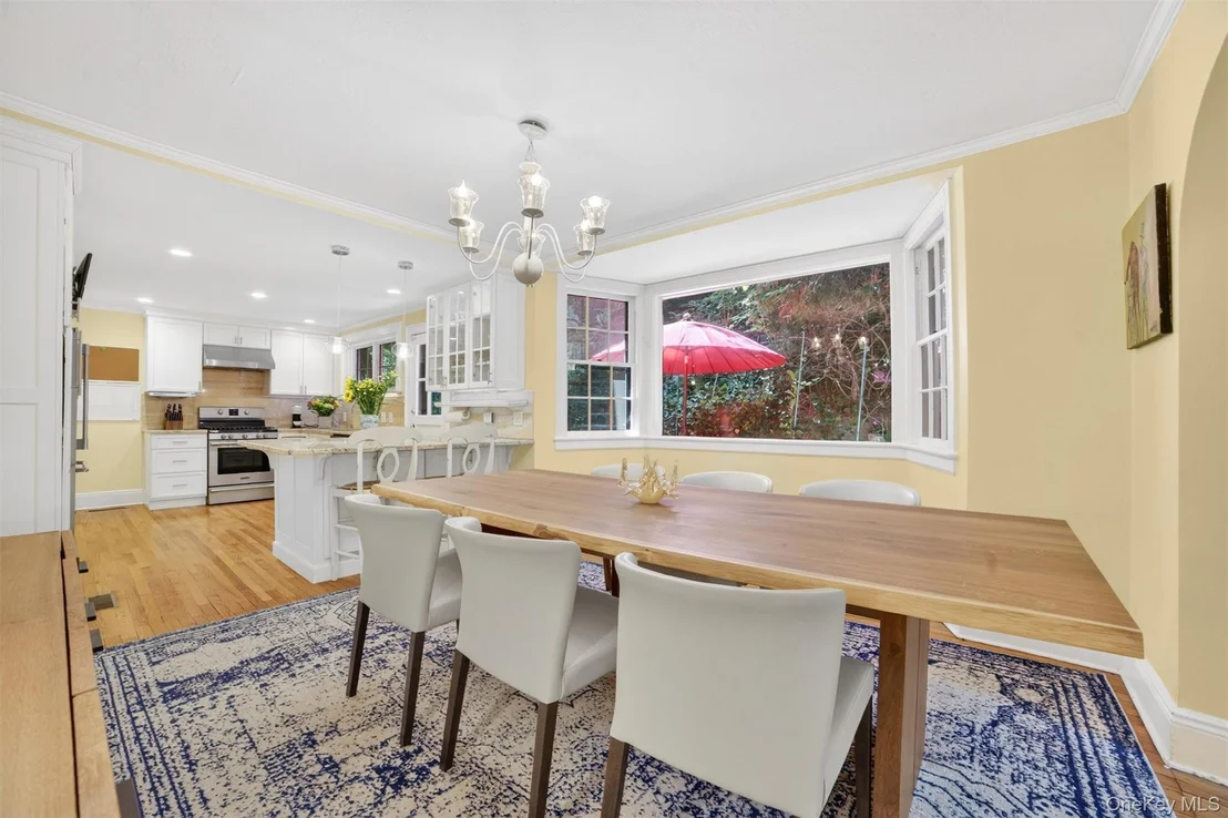 Photo of 77 Edgemont Road
