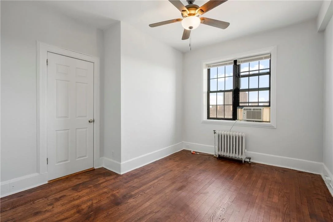Photo of Unit 6B at 828 Bronx River Road