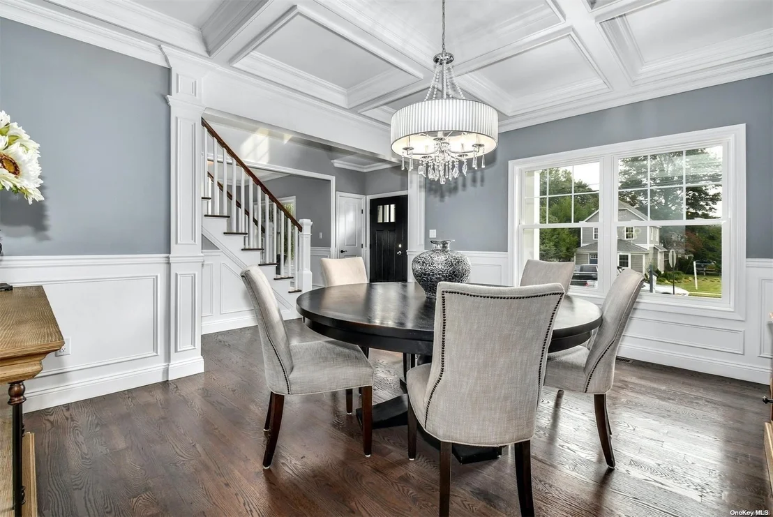 Photo of 56 Syosset Circle