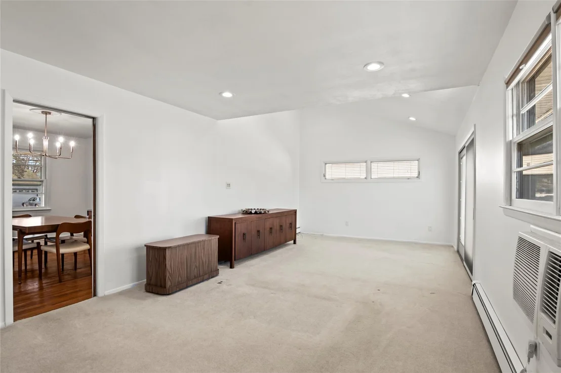 Photo of 603 Long Place