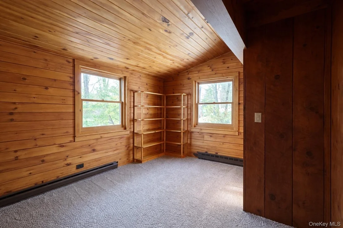 Photo of 380 Easy Street