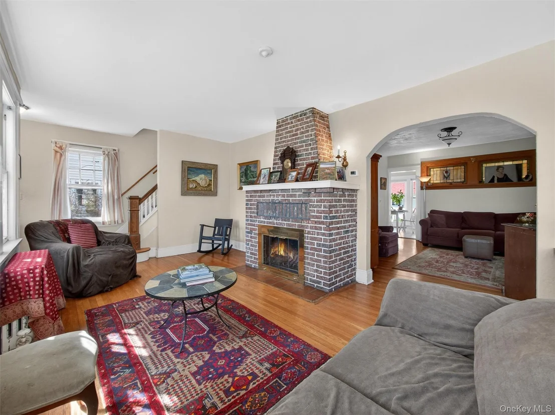 Photo of 108 Summit Avenue