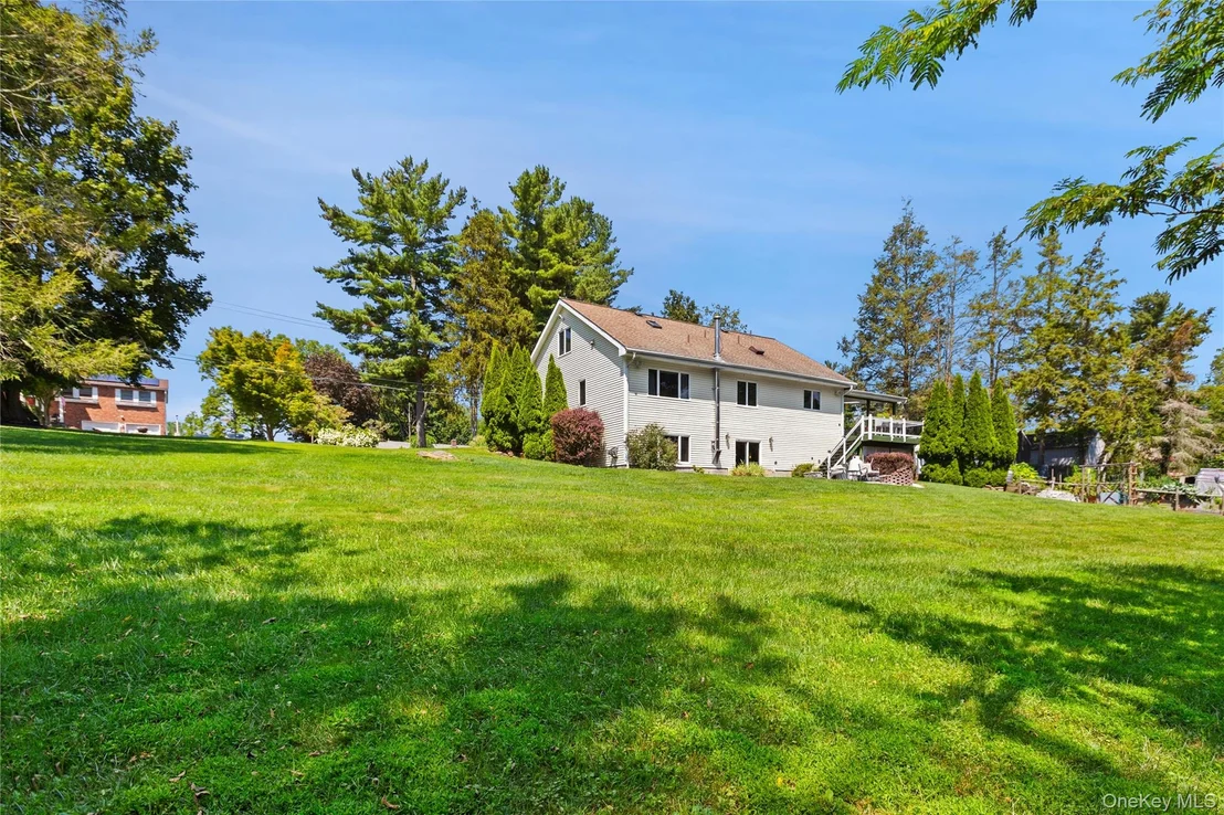 Photo of 10 Chestnut Drive