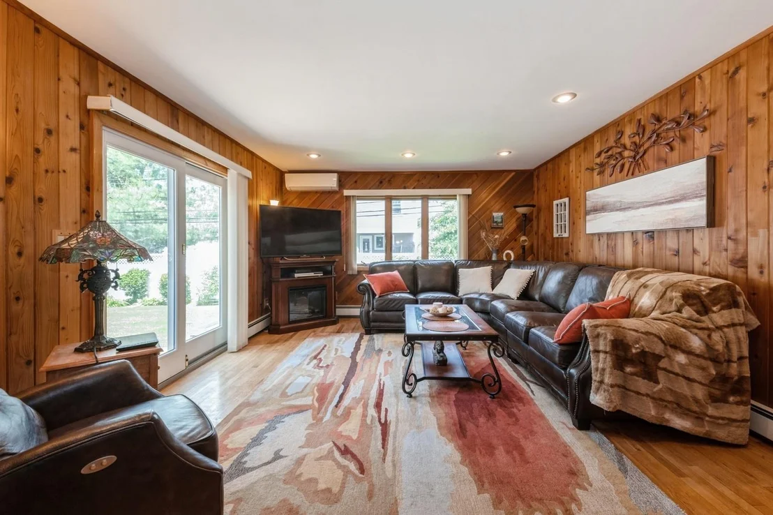 Photo of 80 Intervale
