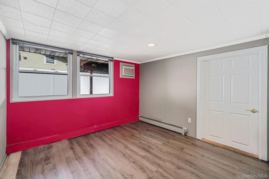 Photo of 7 Deepdale Drive