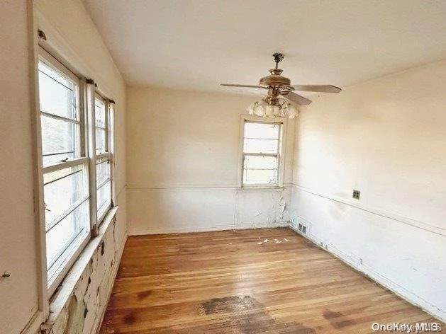 Photo of 109 Centennial Avenue