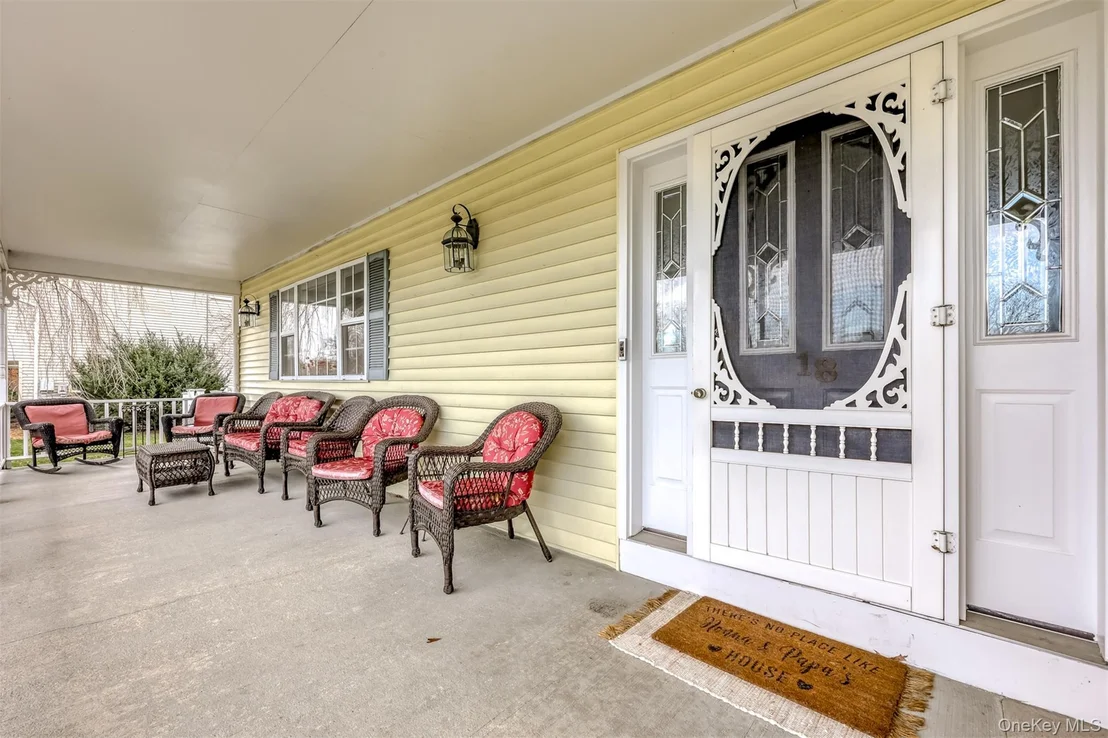 Photo of 18 Mountainview Avenue