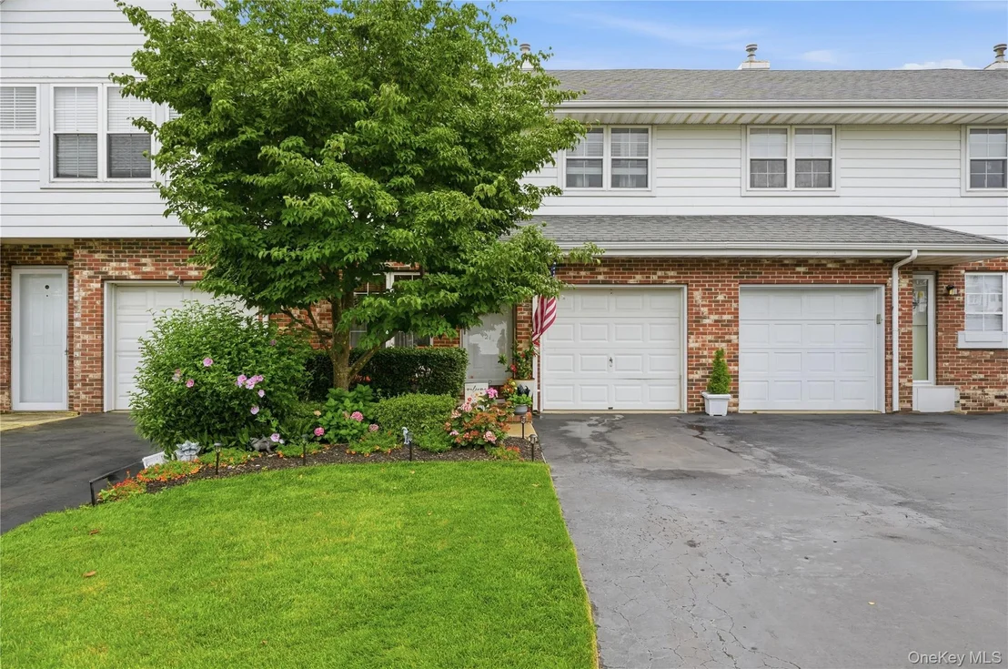 Photo of 21 Broadlawn Drive