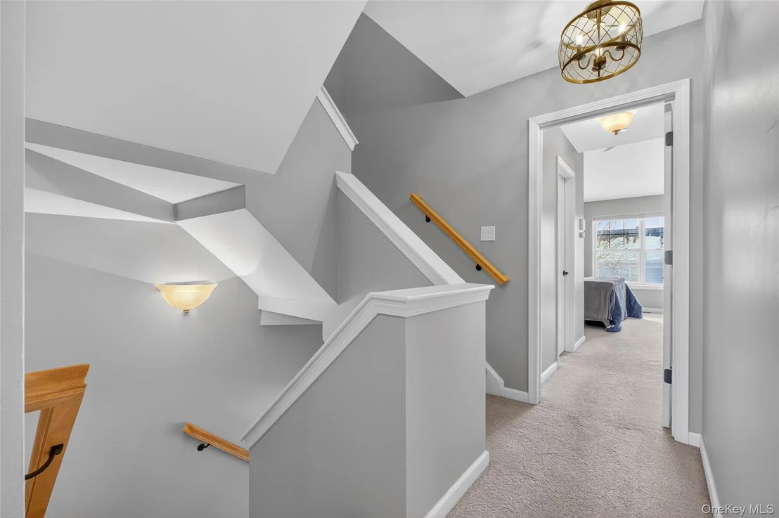 Photo of 310 Bridgeview Drive