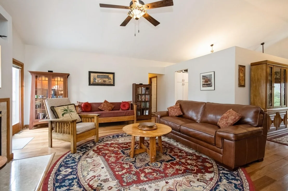 Photo of 12 Red Oak Lane
