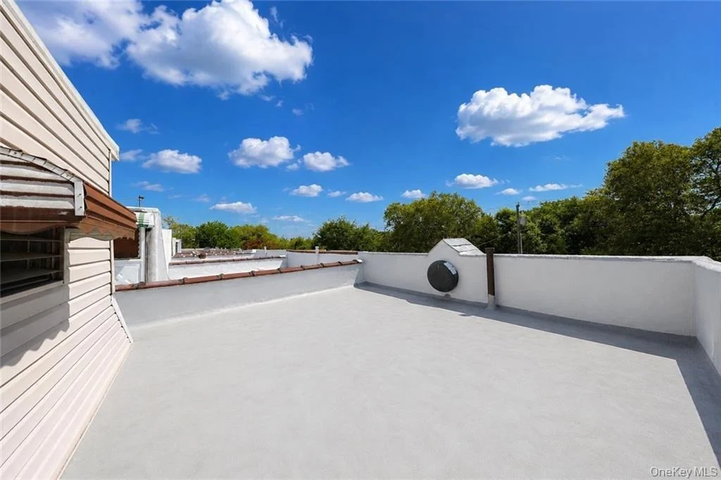 Photo of 3401 Avenue U