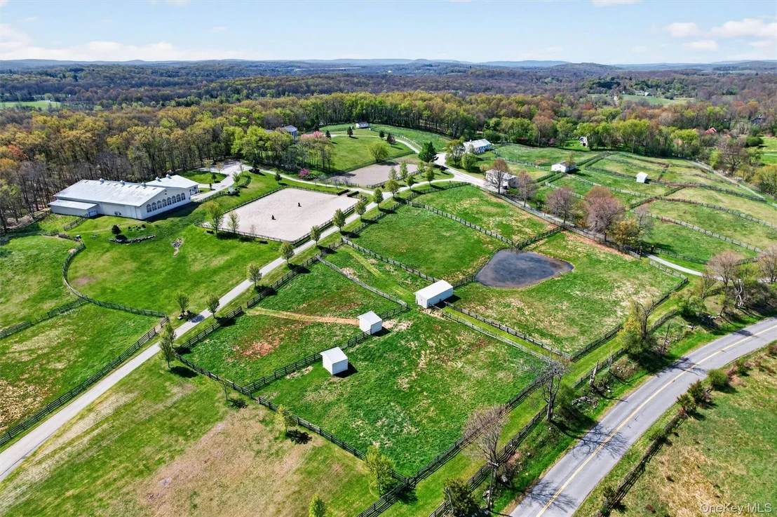 Photo of 285 Hill Road