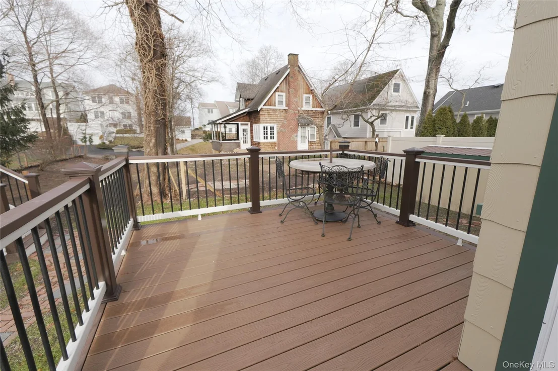 Photo of 84 Cedar Road