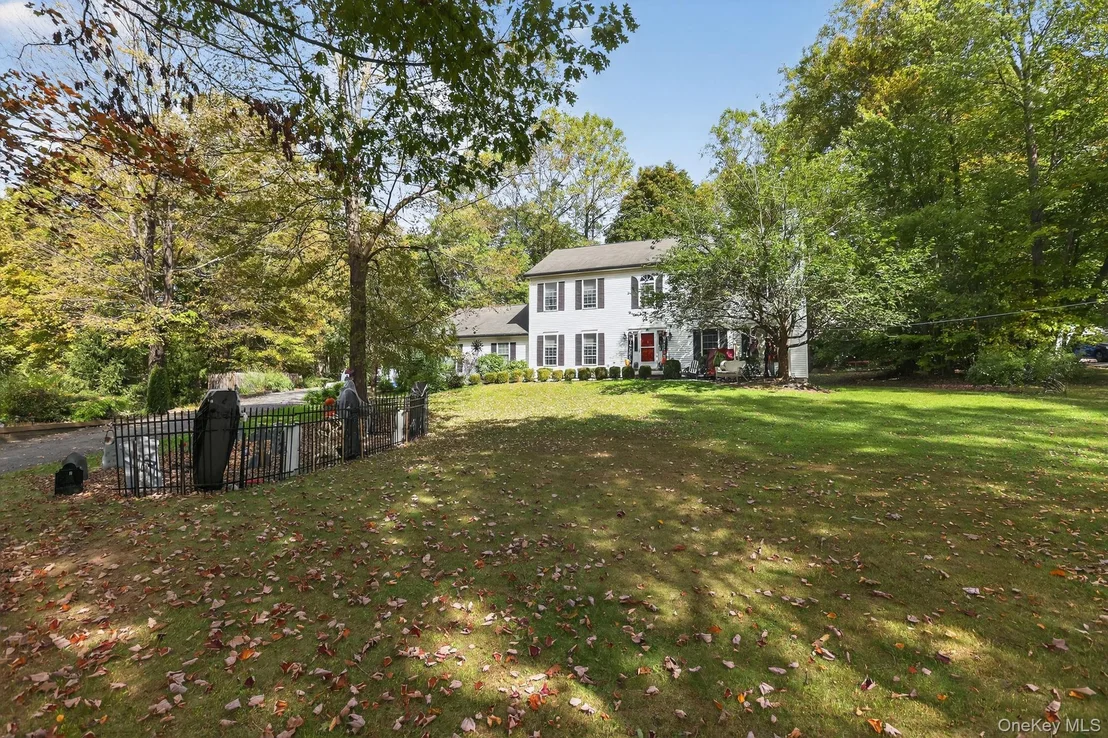 Photo of 39 W Forest Trail
