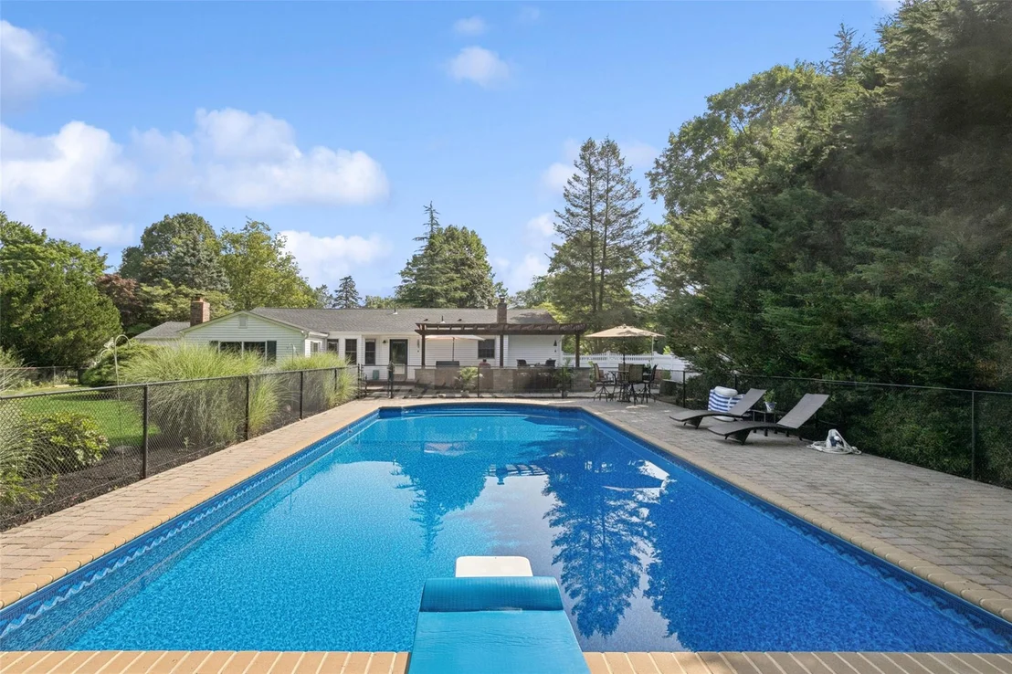 Photo of 18 Thrush Drive
