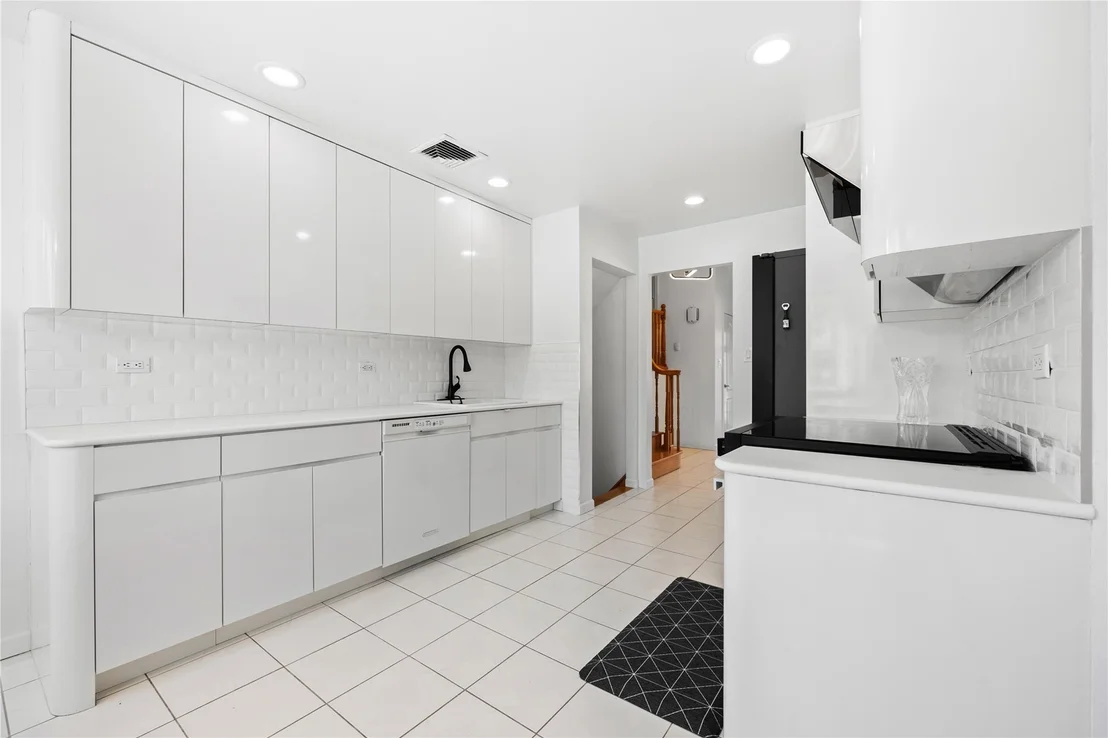 Photo of 46 Norman Lane