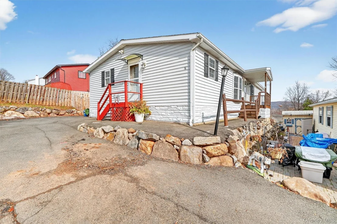 Photo of 31 Thamsen Drive
