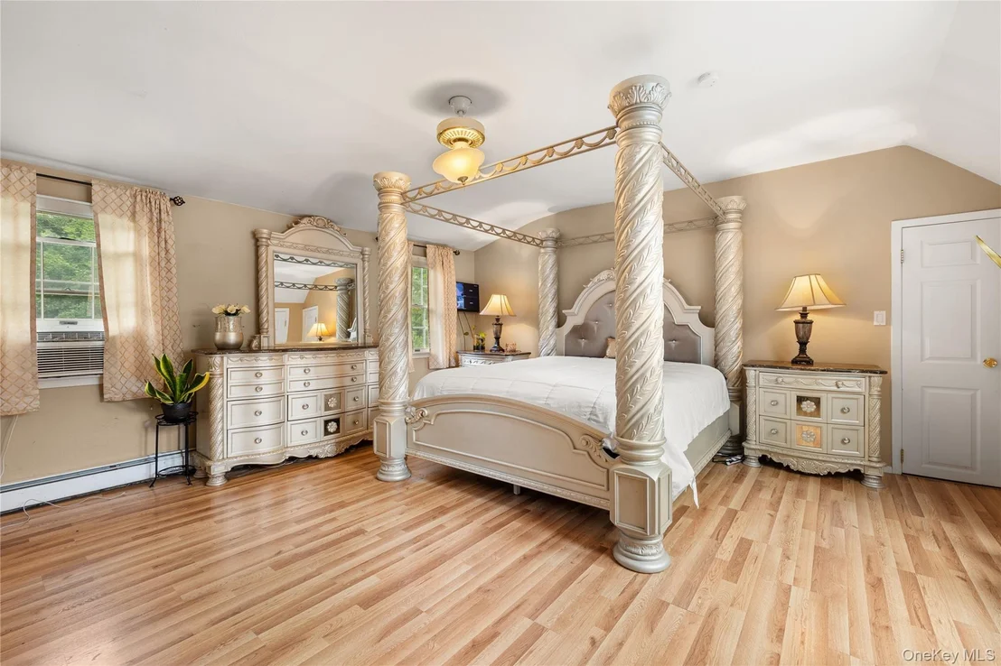Photo of 24 Walnut Street