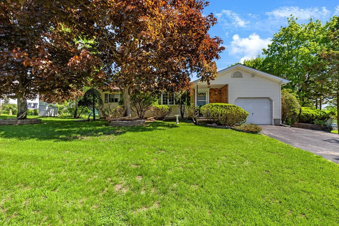 Photo of 22 Witte Drive