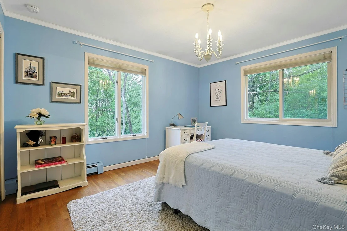 Photo of 77 Central Drive